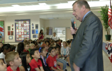 Sulphur Springs Elementary Pupils Meet Their Mayor
