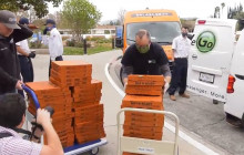 SCV Business Buy Pizzas for Henry Mayo Hospital Staff